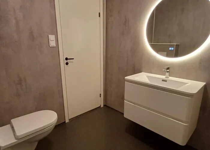 Private 4 Bedroom Getaway In Lofoten Semesterbostad Vestvagoy