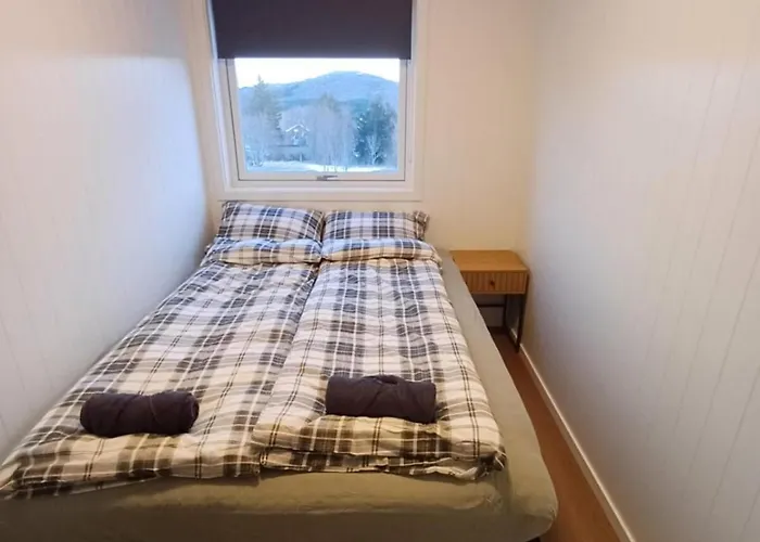 Private 4 Bedroom Getaway In Lofoten * Vestvagoy