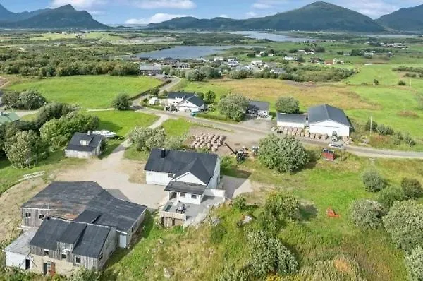 Private 4 Bedroom Getaway In Lofoten * Vestvagoy