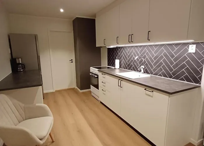 Private 4 Bedroom Getaway In Lofoten *
