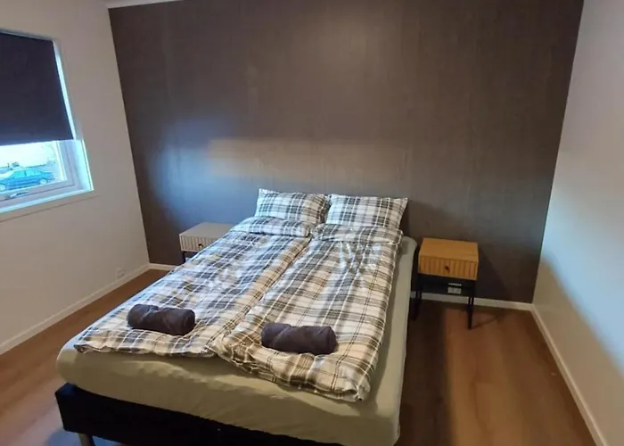 Private 4 Bedroom Getaway In Lofoten Semesterbostad