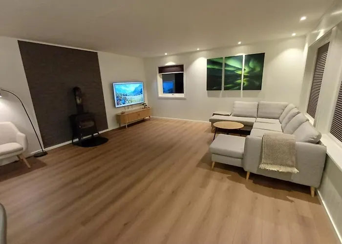 Semesterbostad Private 4 Bedroom Getaway In Lofoten
